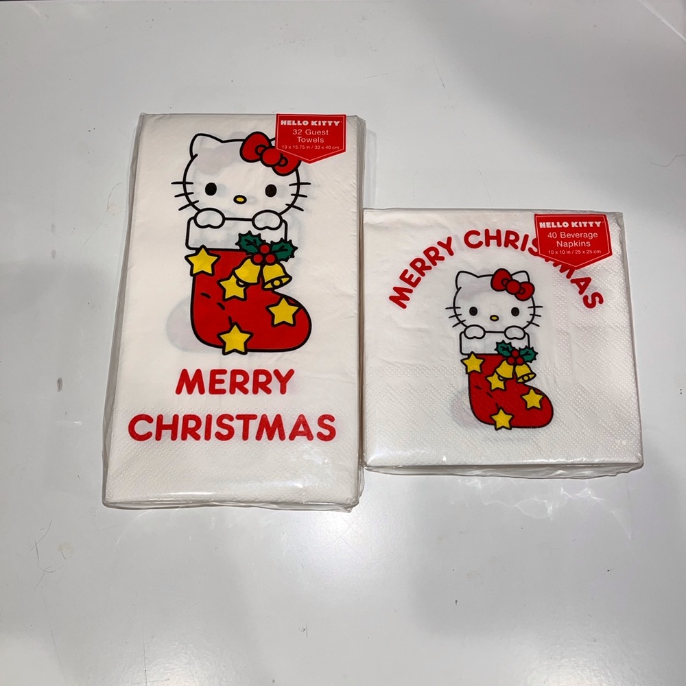 Hello Kitty Christmas Napkins
